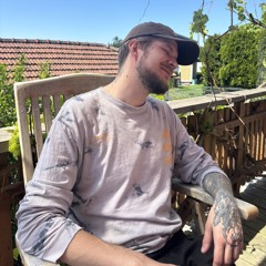 miiiiiik