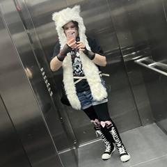 <3