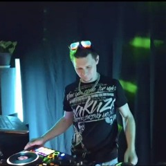 DJ_MKE