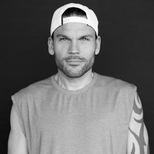 Stream LARZ (NL) music | Listen to songs, albums, playlists for free on ...