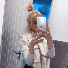 Chlo Louise