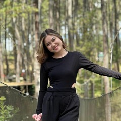Elizabeth_.