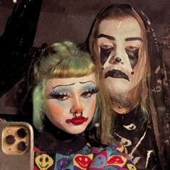 Haku118 (IG: @haku118)