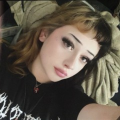 👑