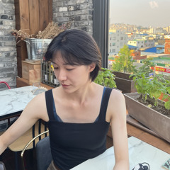 Chaewon Elizabeth Lee