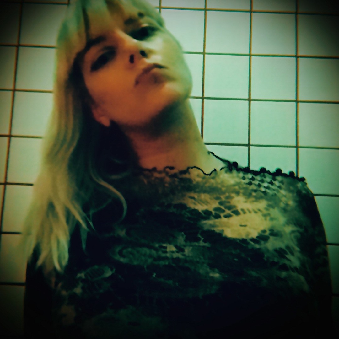 Stream Juliette music | Listen to songs, albums, playlists for
