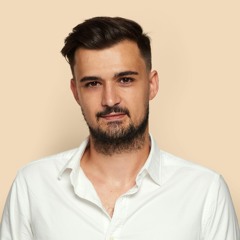 Alex Bakó