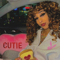 MILLY MONROE ✰ .