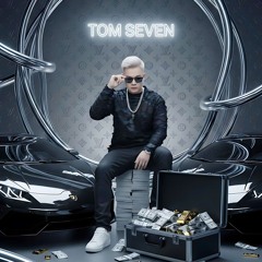 DJ TOM SEVEN