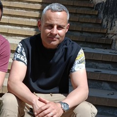 Leo algarra