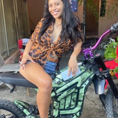 Liloo Holt