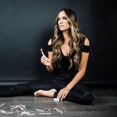 Jana Kramer