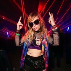 basshead becca