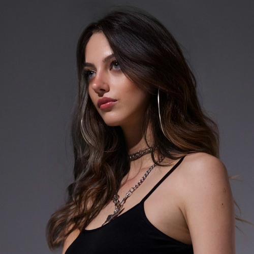 Leyna Tracklists Overview