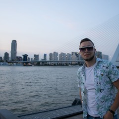 Hinev