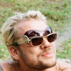 Mikael Vester