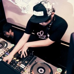 REMIX TERDIAM SEPI DJ AKI KAMIS 27 FEBRUARY FULL BASS TERBARU