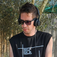 Uri kalisky (SHMOOP)