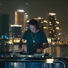 Carlos Martinez Dj A.K.A YAHESBLOD