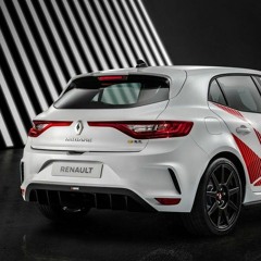 RS  Trophy R