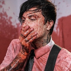 nicole(„• ֊ •„)