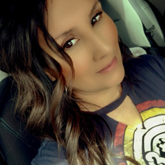 Shelly Victoria Perez