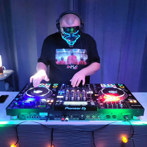 DJ B-RAD’s avatar