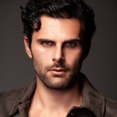 Aless Vanco