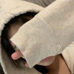 윤
