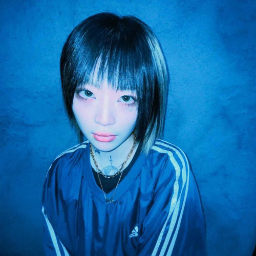 全身迷彩卻瞄準自己+衣的祝福