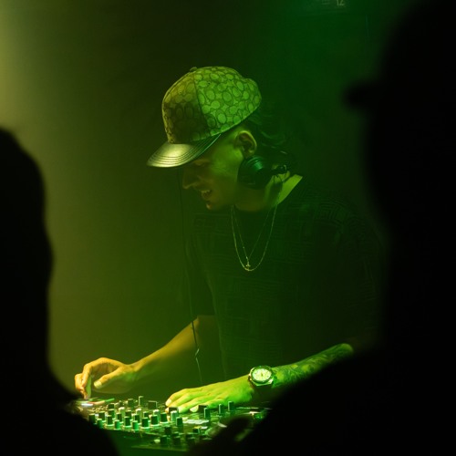 Stream Dj BRANDON music | Listen to songs, albums, playlists for free ...