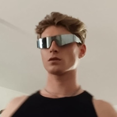 hyperboy