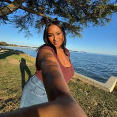 KelliAngel349