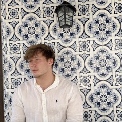 alex