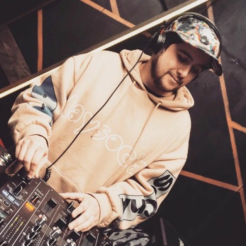 DEEP & HOUSE