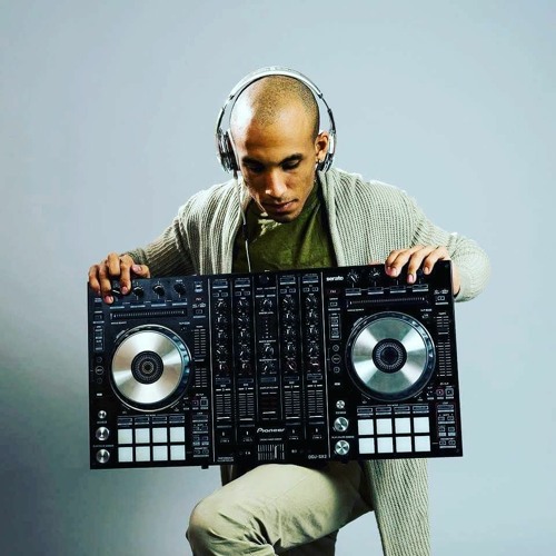 DJ Myke-One artist photo