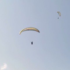 kiss with a fist 🎶