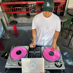 DJ CTRLX