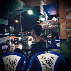chàng khờ tập bú đồ