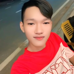 bé tới chơi nè