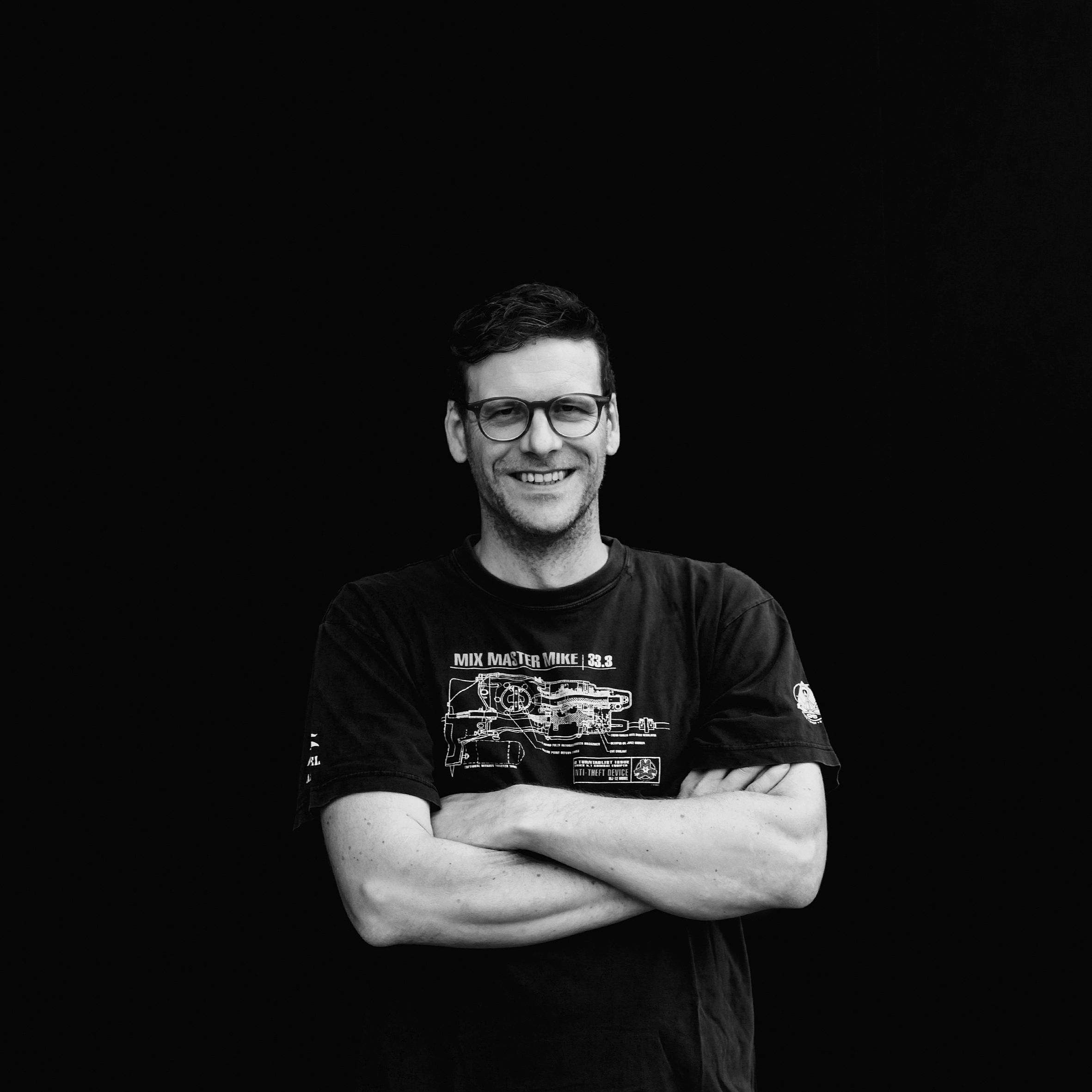 DJ Sets / Live Mixes / Podcasts