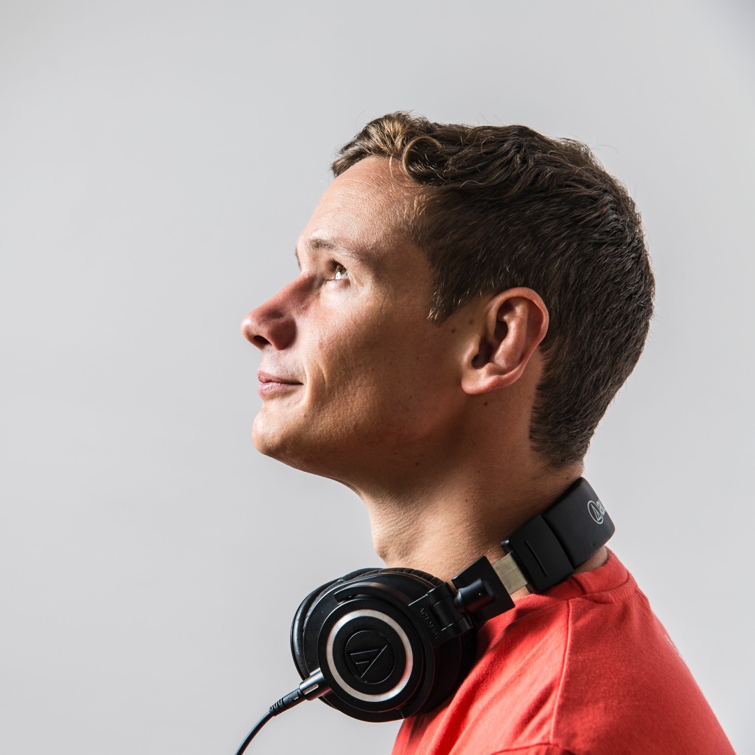 Stream Tom Higham music | Listen to songs, albums, playlists for free ...