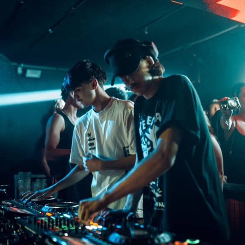 Hardstyleeeeeeeeeeeeeee