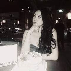 CHLOE ⋆୨♡୧⋆