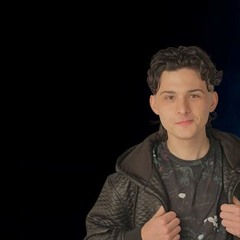 DJ
