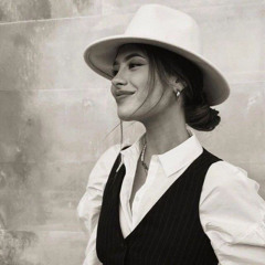 N e r o 🫶🏻🌍 .