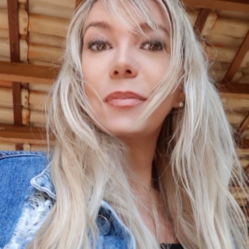 Selma Locutora’s avatar