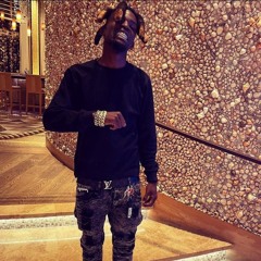 Max ( @TheJwettCuffer )