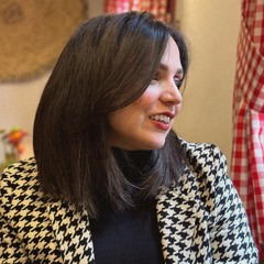 niusha paboos