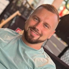 Tomek Olo